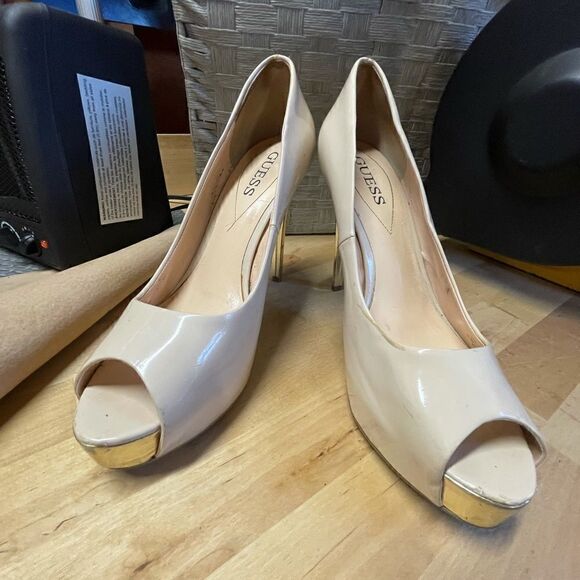 Guess Patton Leather Pumps Nude with Gold Heel - Picture 3 of 8